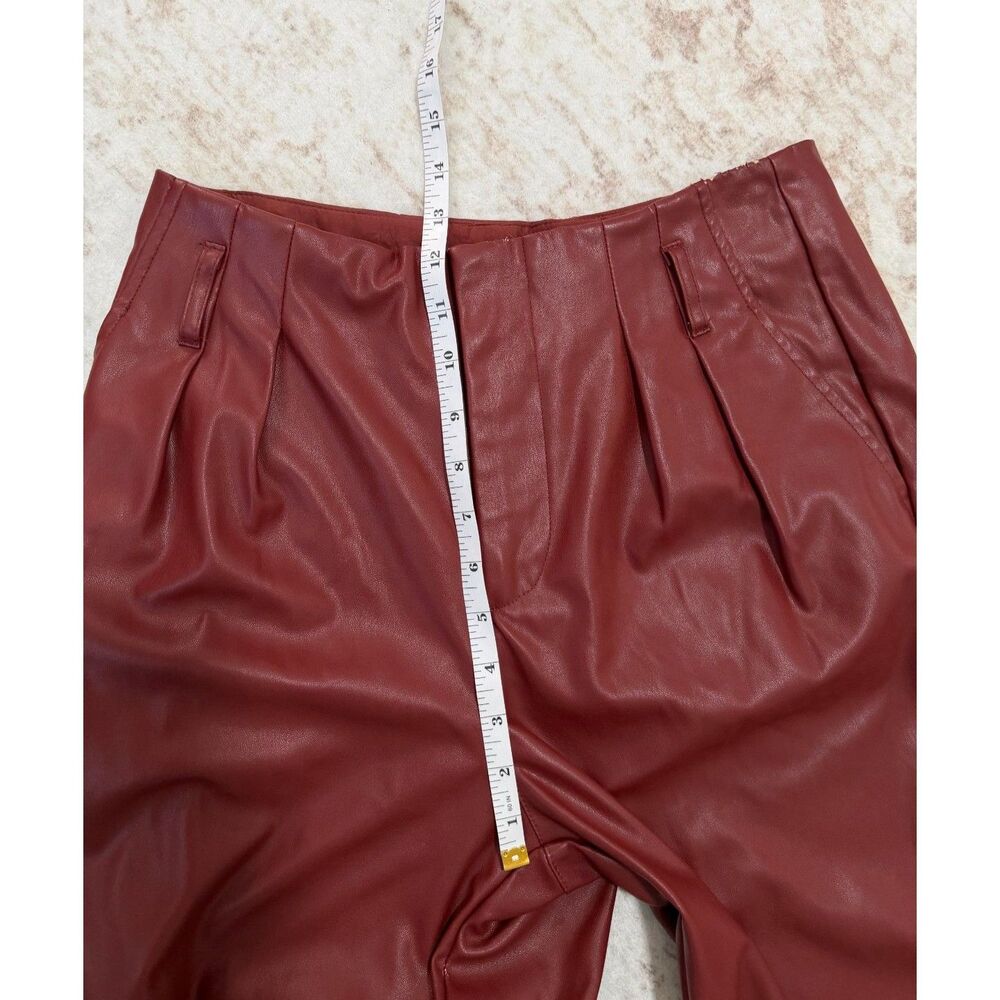 Who What Wear Burgundy Faux Leather High Rise Pleated Tapered Trousers Size 4 - Picture 7 of 8